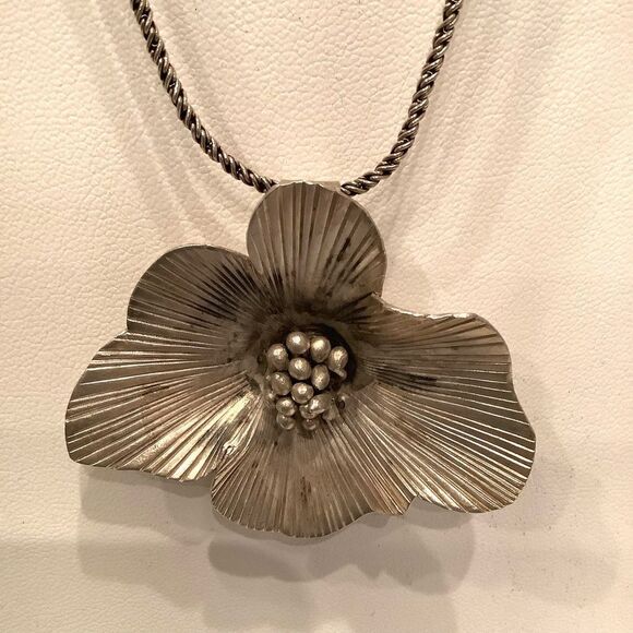 Sterling Silver Floral Pendant Necklace - Picture 1 of 5